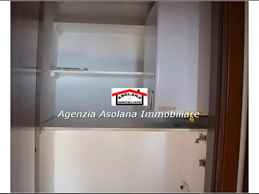 Immagine 10 di Appartamento in vendita  in via Fratta a Fonte