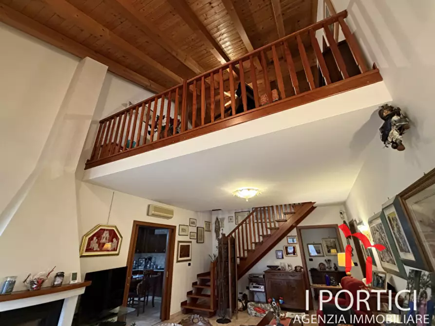 Immagine 5 di Casa bifamiliare in vendita  in Via Tiziano a Scorzè