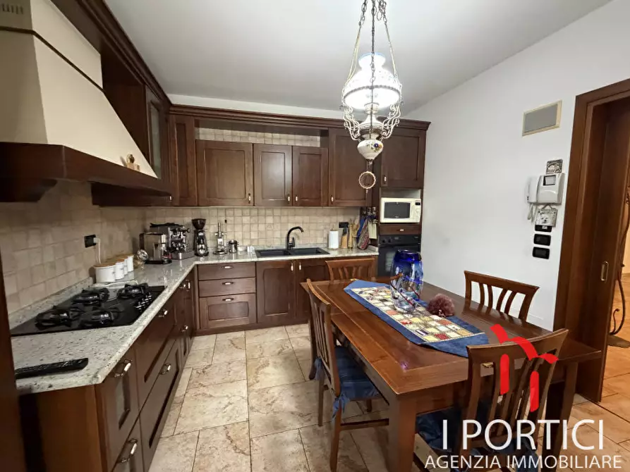 Immagine 6 di Casa bifamiliare in vendita  in Via Tiziano a Scorzè