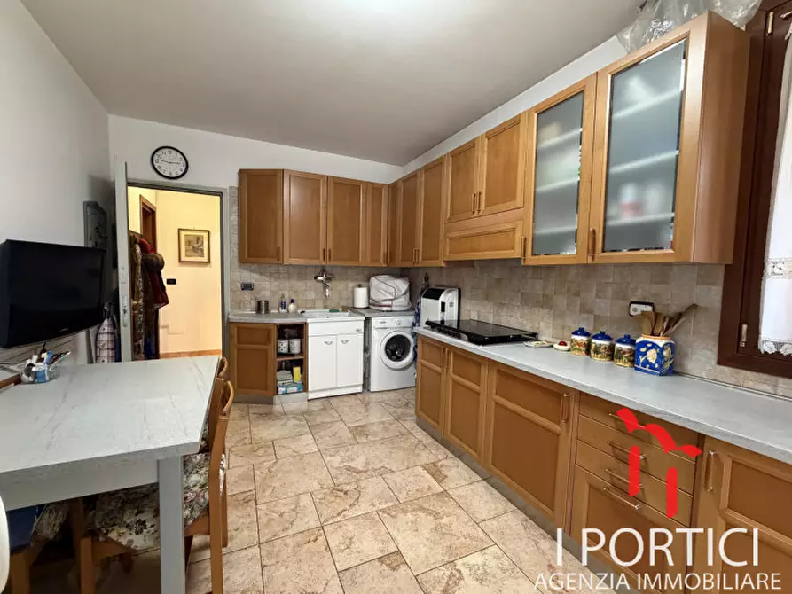 Immagine 10 di Casa bifamiliare in vendita  in Via Tiziano a Scorzè