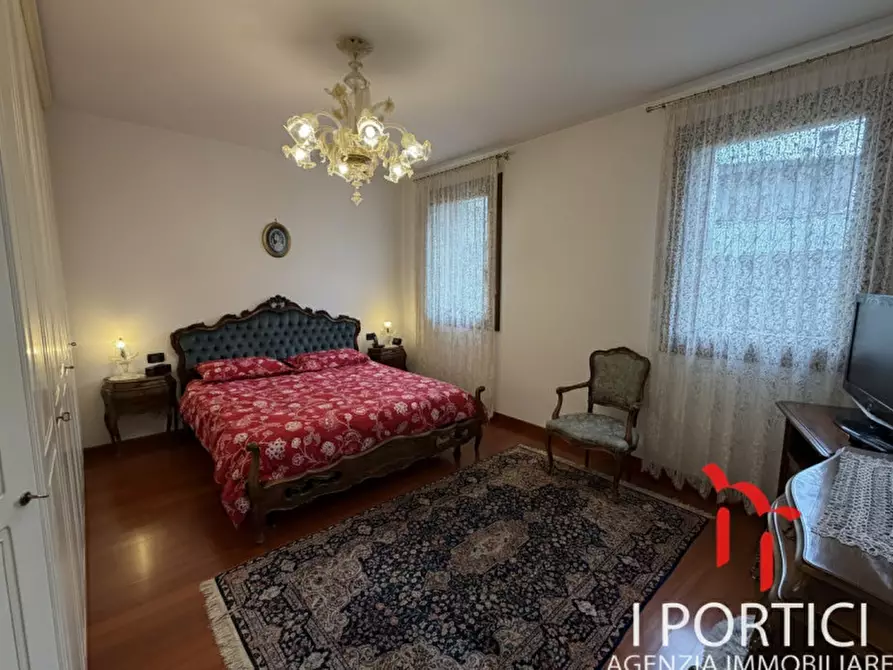 Immagine 11 di Casa bifamiliare in vendita  in Via Tiziano a Scorzè