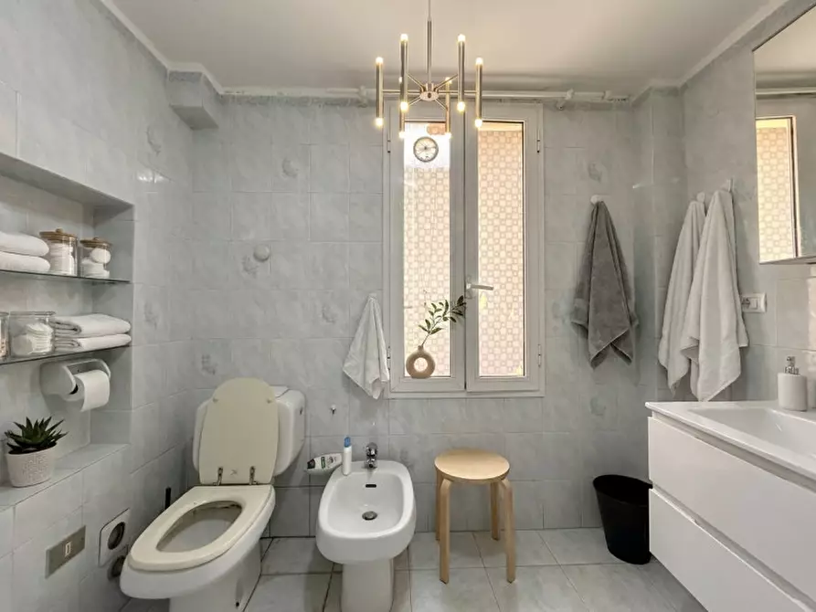 Immagine 5 di Appartamento in vendita  in pratello 23 a Bologna