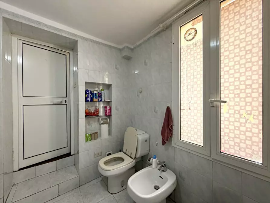 Immagine 7 di Appartamento in vendita  a Bologna