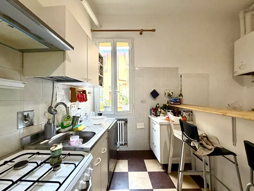 Immagine 10 di Appartamento in vendita  a Bologna