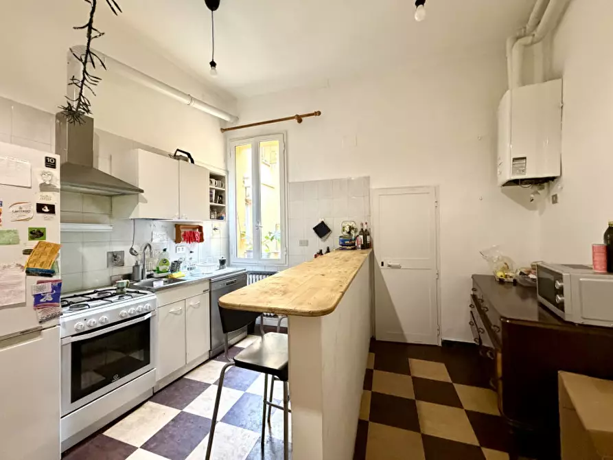 Immagine 9 di Appartamento in vendita  in pratello 23 a Bologna