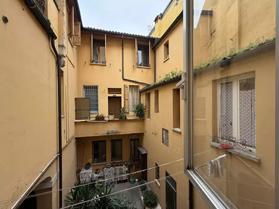 Immagine 14 di Appartamento in vendita  in pratello 23 a Bologna