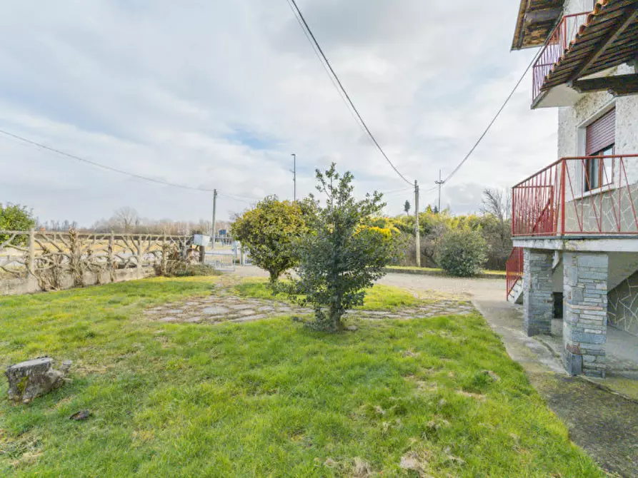 Immagine 19 di Casa indipendente in vendita  in via biella,128 a Brusnengo