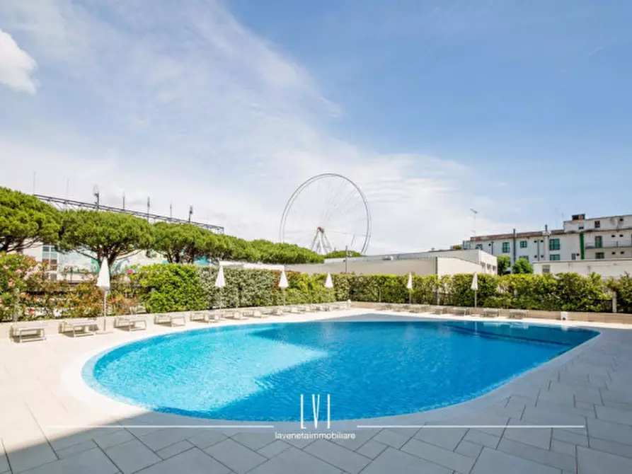 Immagine 2 di Appartamento in vendita  in Via Andrea Bafile 360 a Jesolo