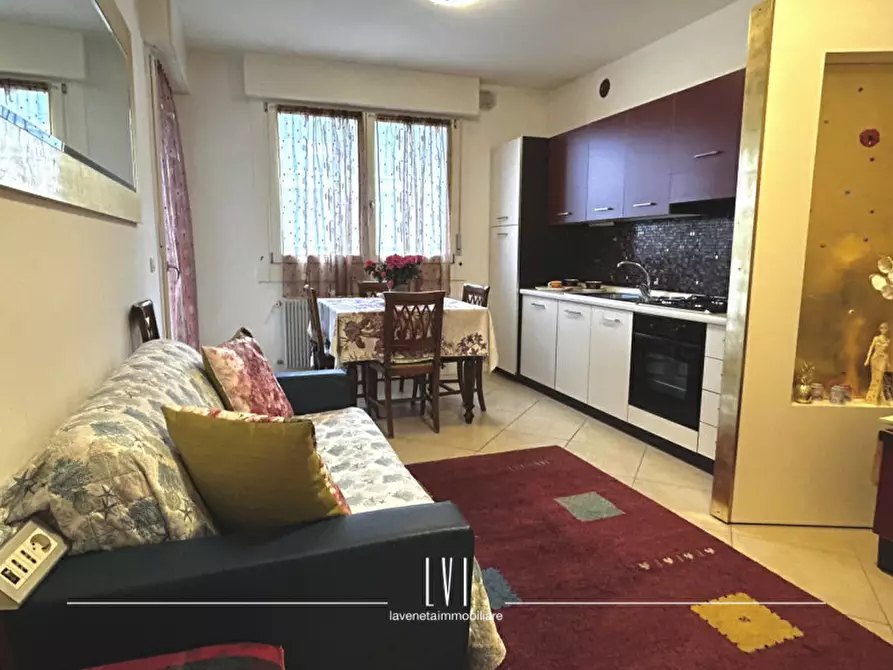 Immagine 5 di Appartamento in vendita  in Via Andrea Bafile 360 a Jesolo