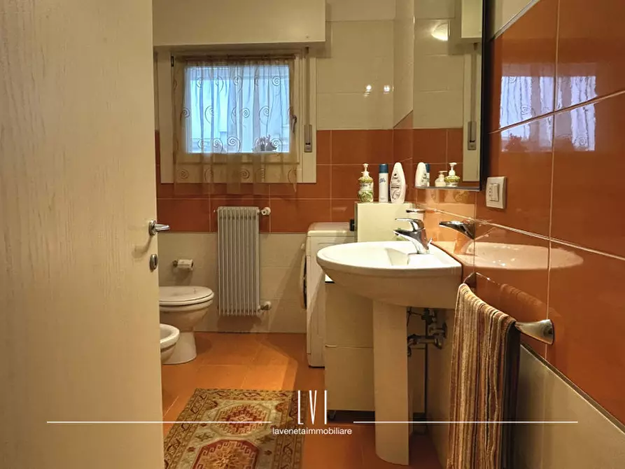 Immagine 16 di Appartamento in vendita  in Via Andrea Bafile 360 a Jesolo