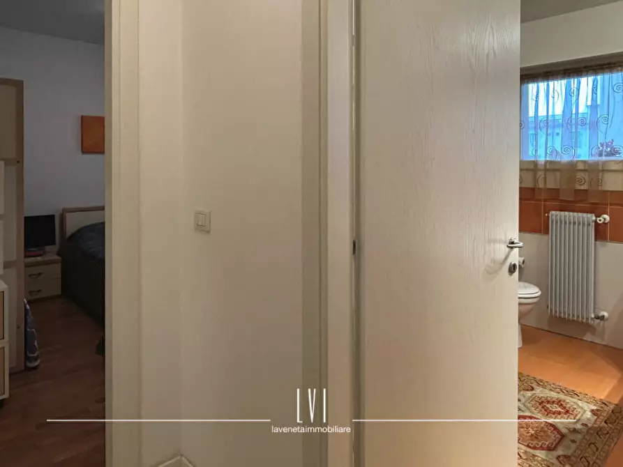 Immagine 19 di Appartamento in vendita  in Via Andrea Bafile 360 a Jesolo