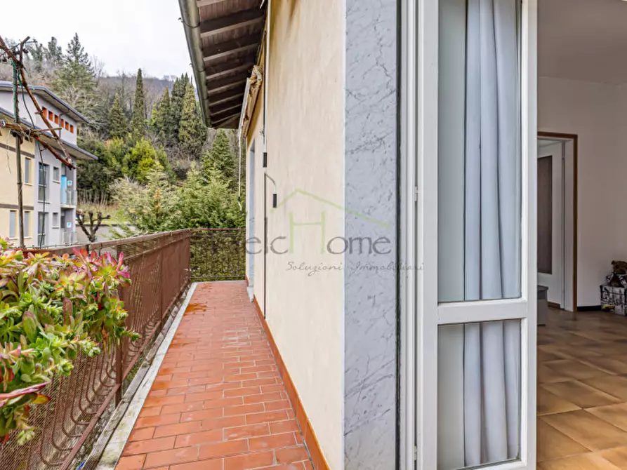 Immagine 5 di Appartamento in vendita  a Albese Con Cassano