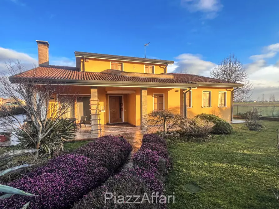 Immagine 1 di Casa indipendente in vendita  in Via Carlo Alberto Dalla Chiesa a Brugine