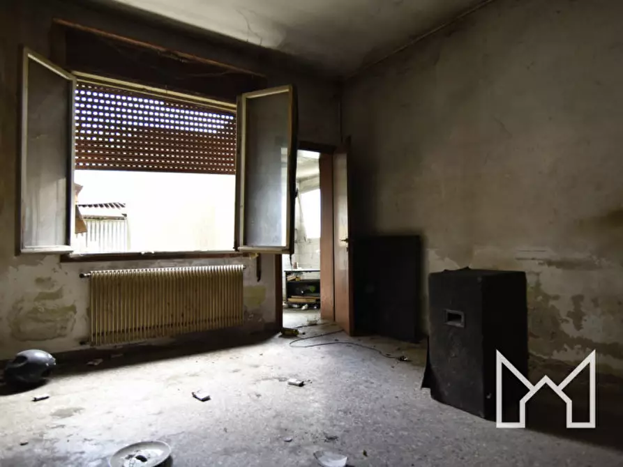 Immagine 12 di Casa bifamiliare in vendita  a Rossano Veneto