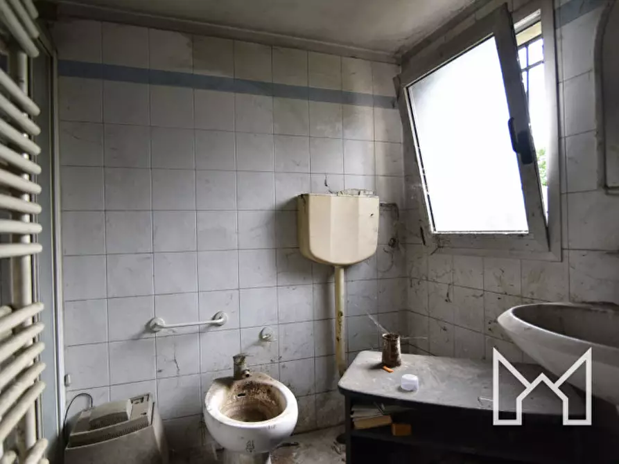 Immagine 17 di Casa bifamiliare in vendita  a Rossano Veneto