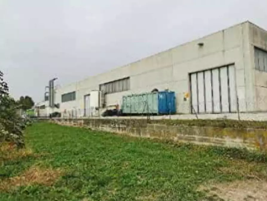 Immagine 4 di Capannone industriale in vendita  in Via Cal della Madonna a Farra Di Soligo