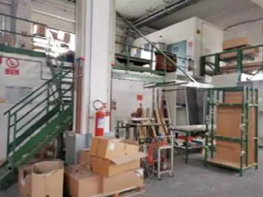 Immagine 6 di Capannone industriale in vendita  in Via Cal della Madonna a Farra Di Soligo