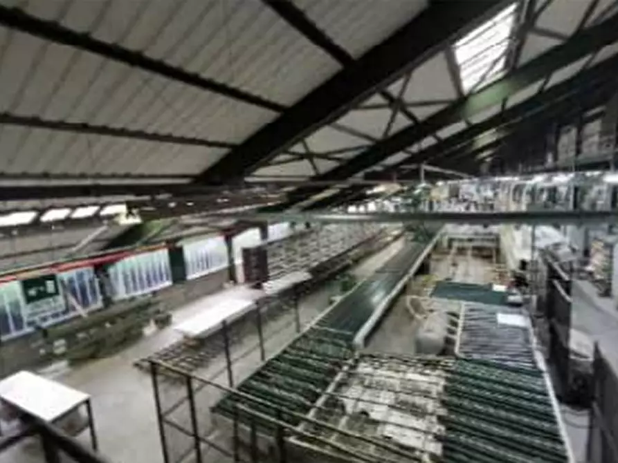 Immagine 5 di Capannone industriale in vendita  in Via Cal della Madonna a Farra Di Soligo