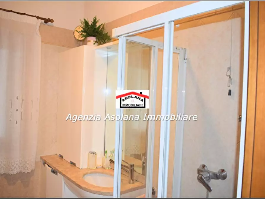 Immagine 7 di Appartamento in vendita  in via Tuna a Asolo