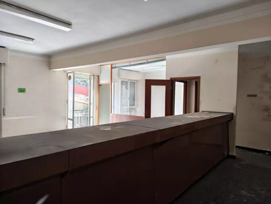 Immagine 15 di Ufficio in vendita  in Viale Giacomo Matteotti, 105 a Imperia