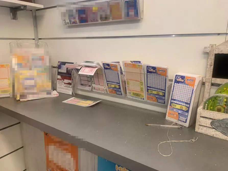 Immagine 5 di Negozio in vendita  in Ravenna, N. snc a Ravenna