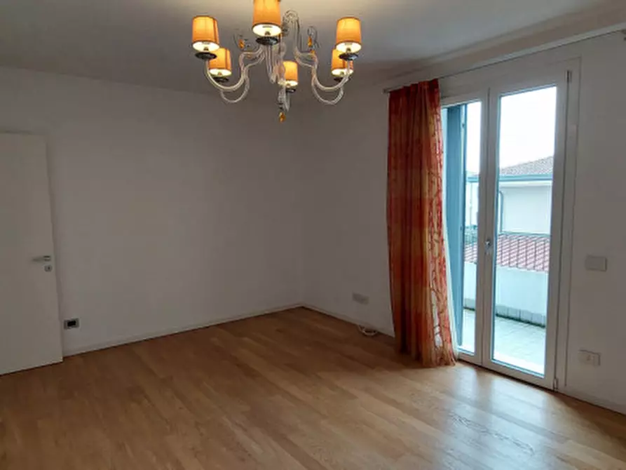 Immagine 17 di Casa trifamiliare in vendita  in Via Vincenzo Giaconi, 9A a Piazzola Sul Brenta