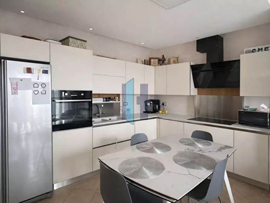 Immagine 5 di Appartamento in vendita  a Travagliato