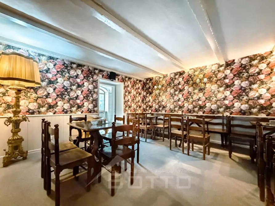 Immagine 21 di Attività commerciale in vendita  in PIAZZA GARIBALDI 5 a Borgosesia