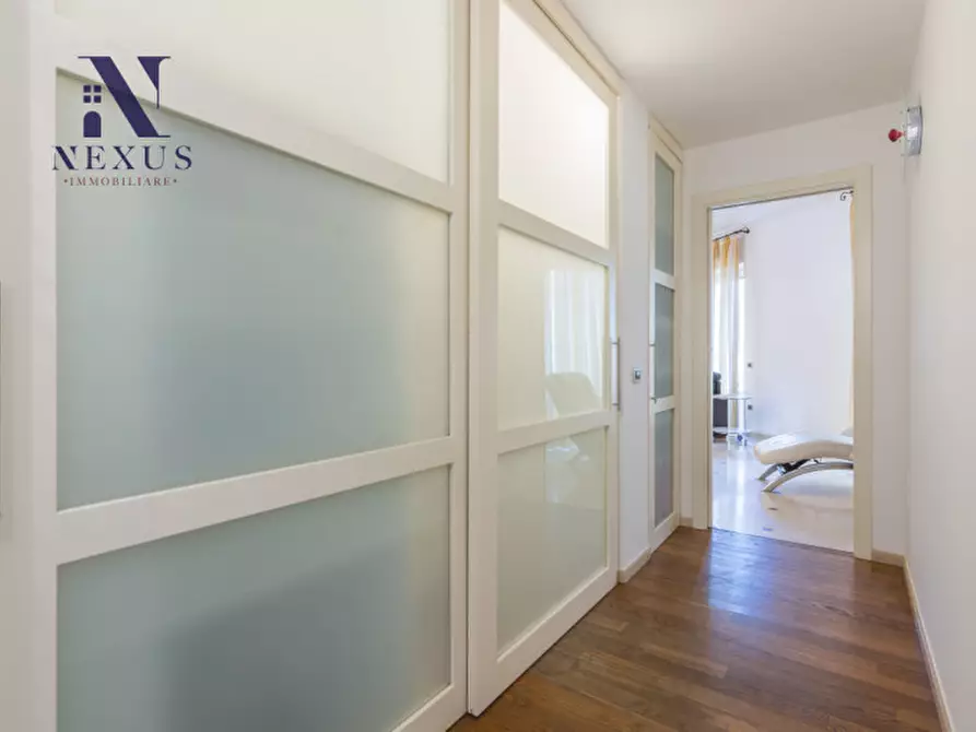 Immagine 13 di Appartamento in vendita  in Via Rainerio a Fano