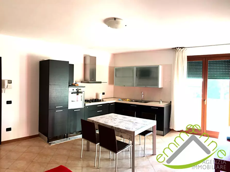 Immagine 1 di Appartamento in vendita  in via parolini a Camponogara