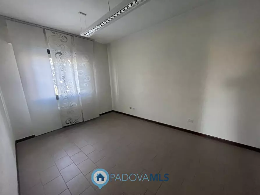 Immagine 4 di Ufficio in vendita  a Vigonza