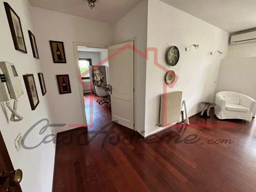 Immagine 5 di Appartamento in vendita  in Via Ongarine a Paese