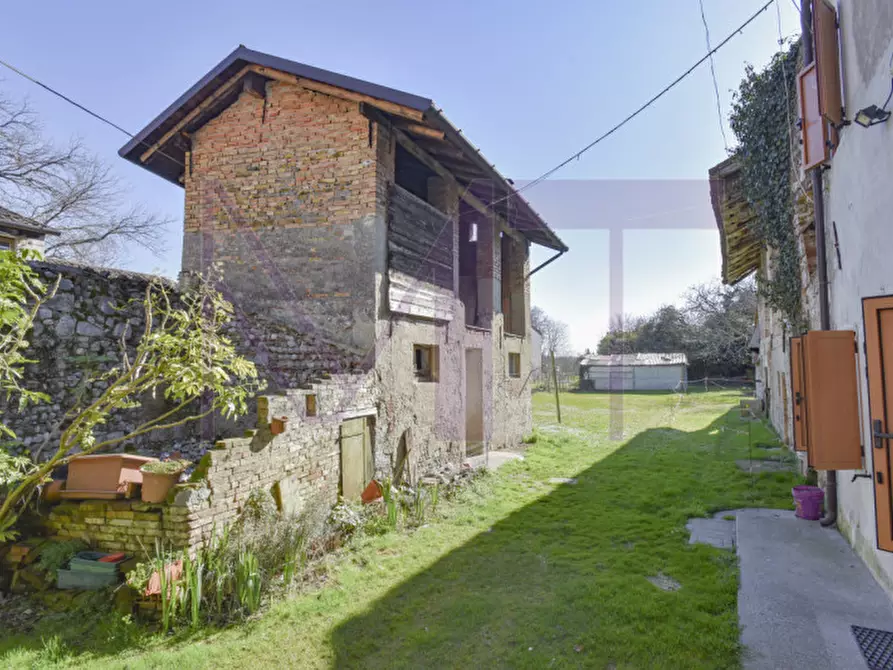 Immagine 2 di Casa indipendente in vendita  in via Julia a San Vito Al Torre