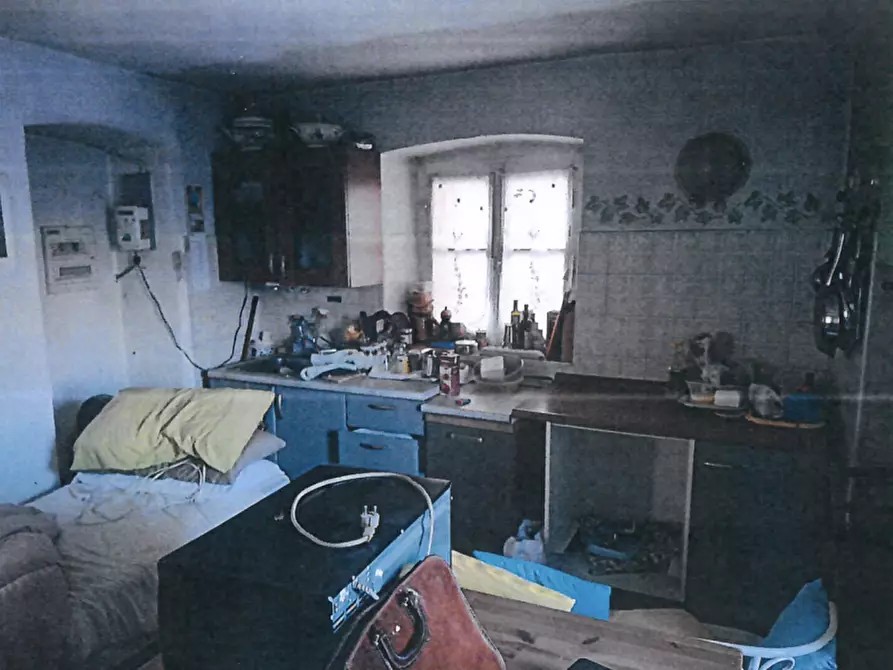 Immagine 3 di Casa indipendente in vendita  in Via delle Scuole 5 a Biella