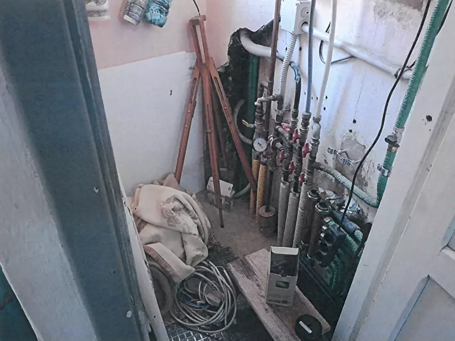 Immagine 10 di Casa indipendente in vendita  in Via delle Scuole 5 a Biella