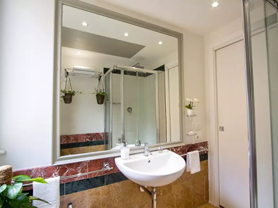 Immagine 7 di Appartamento in affitto  in BORGO SAN JACOPO 30 a Firenze