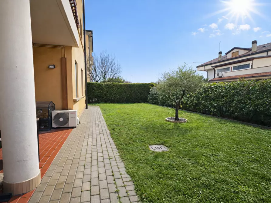 Immagine 1 di Appartamento in vendita  in Via filzi 5 a Albignasego