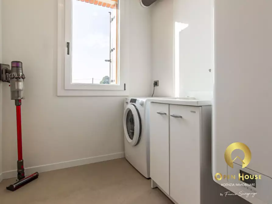 Immagine 14 di Appartamento in affitto  in Strada marosticana 430 a Vicenza