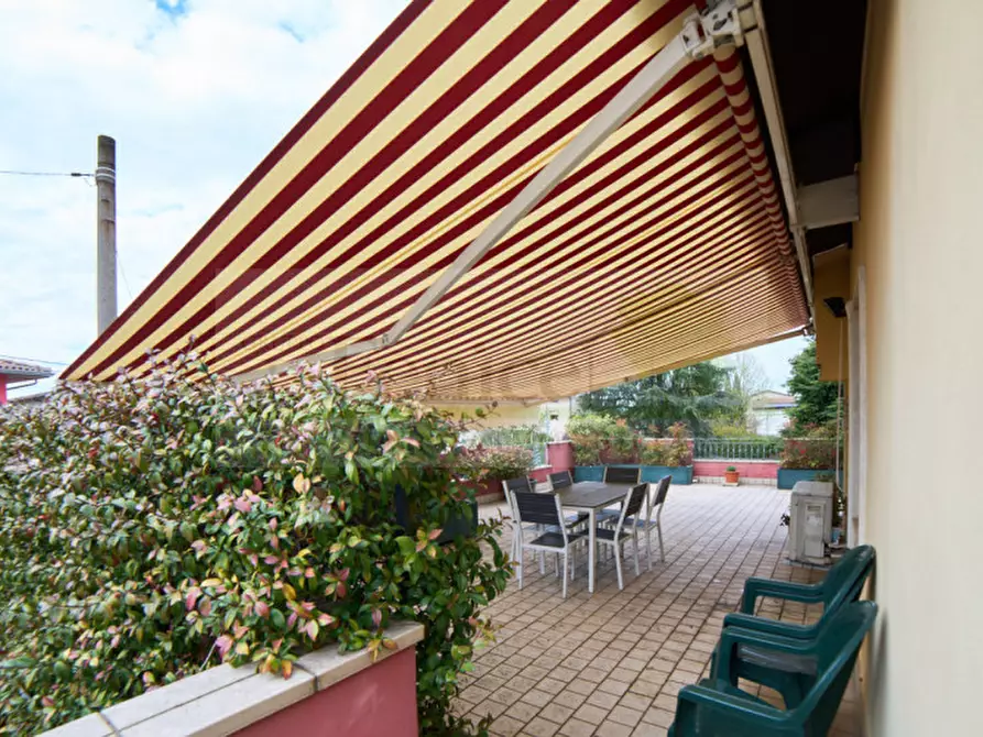 Immagine 37 di Casa bifamiliare in vendita  in Via Mantova 37 a Castel Goffredo