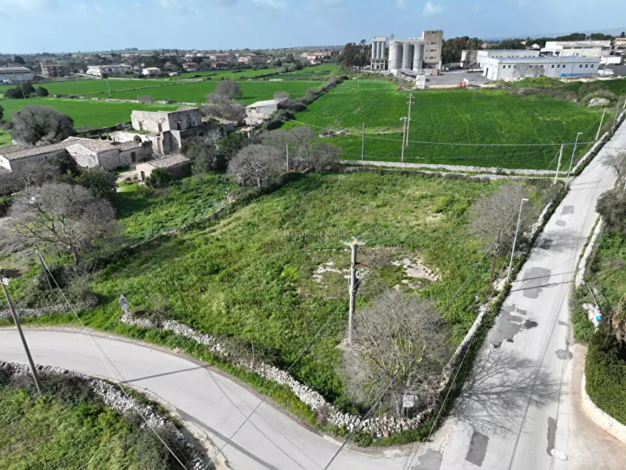 Immagine 6 di Terreno in vendita  in Via Gigi Olivari a Modica
