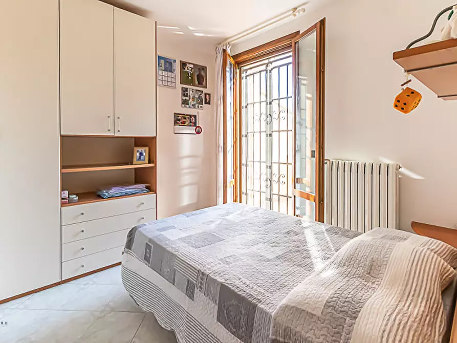 Immagine 14 di Villetta a schiera in vendita  in Via Croce di Vedrana a Budrio