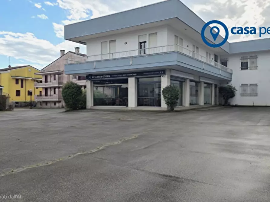 Immagine 1 di Palazzo in vendita  in Via Chiarugi a Rovigo