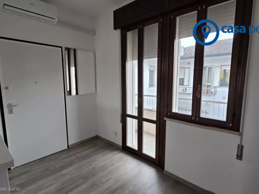 Immagine 10 di Palazzo in vendita  in Via Chiarugi a Rovigo