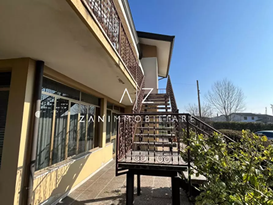 Immagine 6 di Casa indipendente in vendita  in Via San Pio X a Castelfranco Veneto