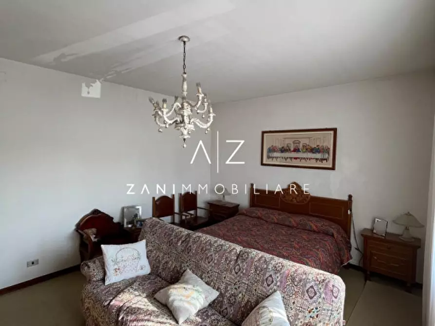 Immagine 11 di Casa indipendente in vendita  in Via San Pio X a Castelfranco Veneto