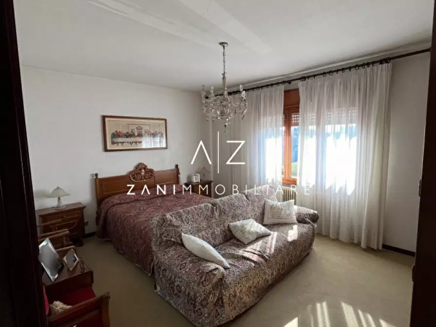 Immagine 12 di Casa indipendente in vendita  in Via San Pio X a Castelfranco Veneto