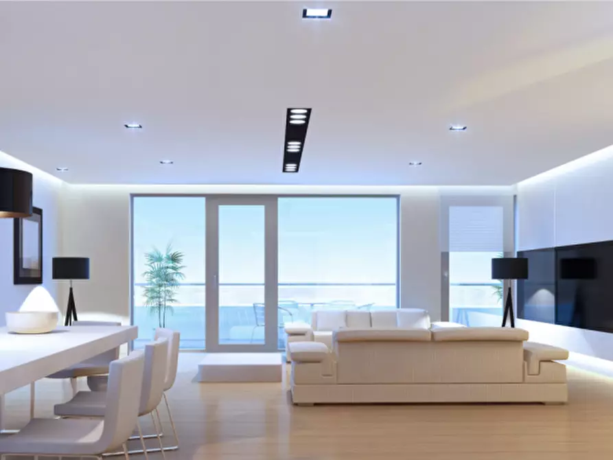 Immagine 1 di Appartamento in vendita  a Desenzano Del Garda