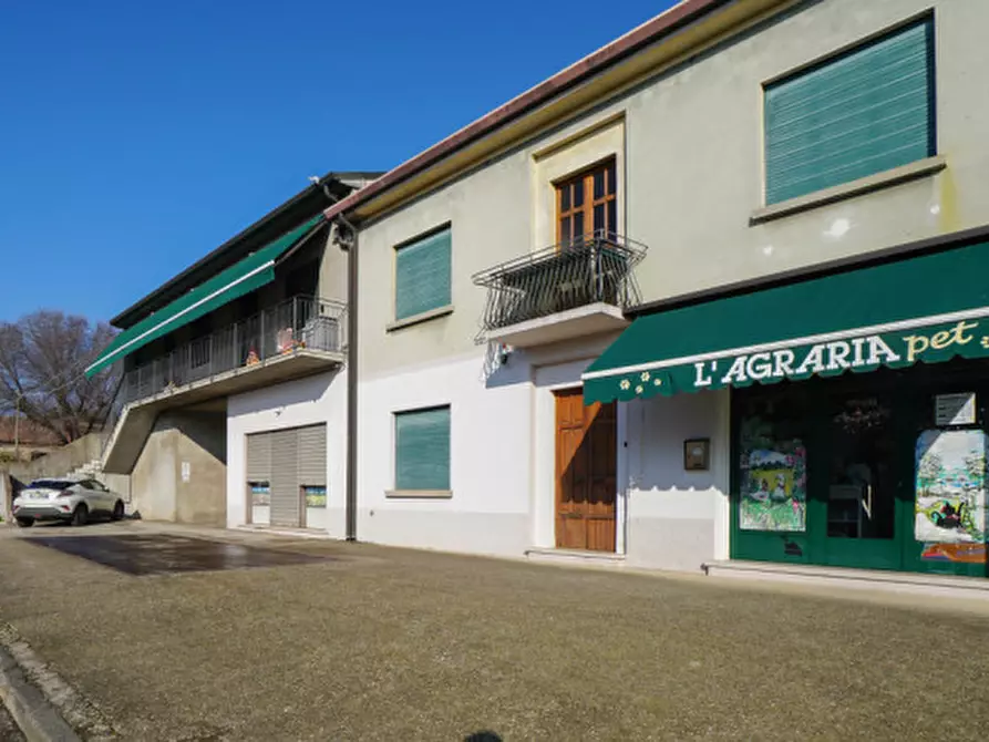 Immagine 6 di Magazzino in vendita  a Arcole