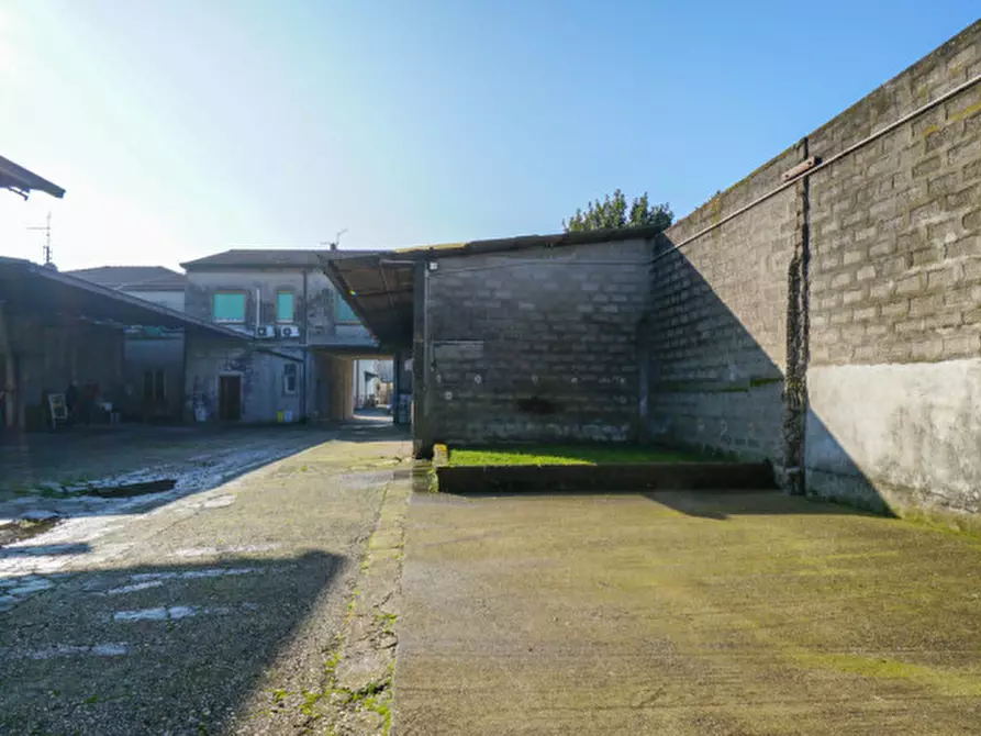 Immagine 14 di Magazzino in vendita  a Arcole