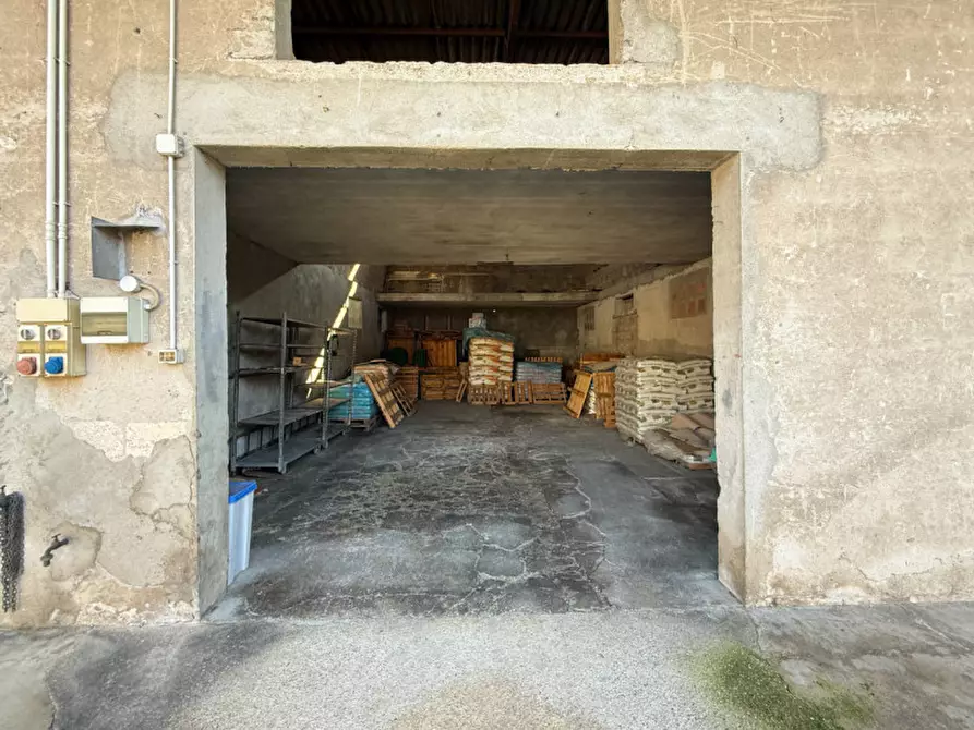 Immagine 16 di Magazzino in vendita  a Arcole